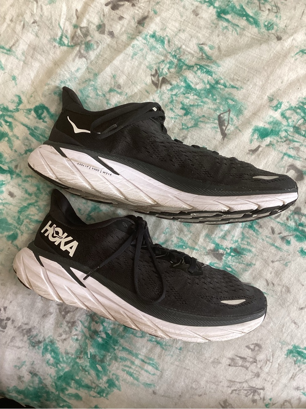 Hoka Clifton 8 Black and White Running Shoes Womens 9